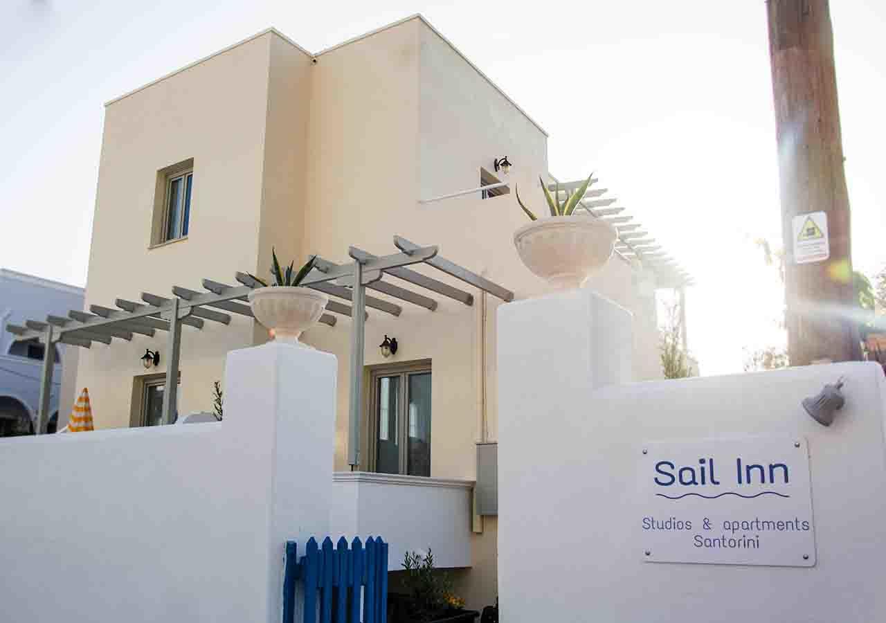 Sail Inn Studios & Apartments Kamári 外观 照片